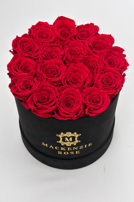 17 Preserved Roses in Large Black Round Velvet Box