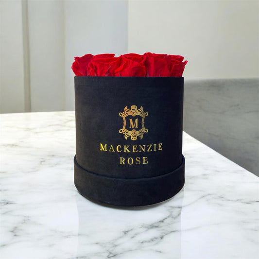20 Preserved Roses in Large Black Round Velvet Box