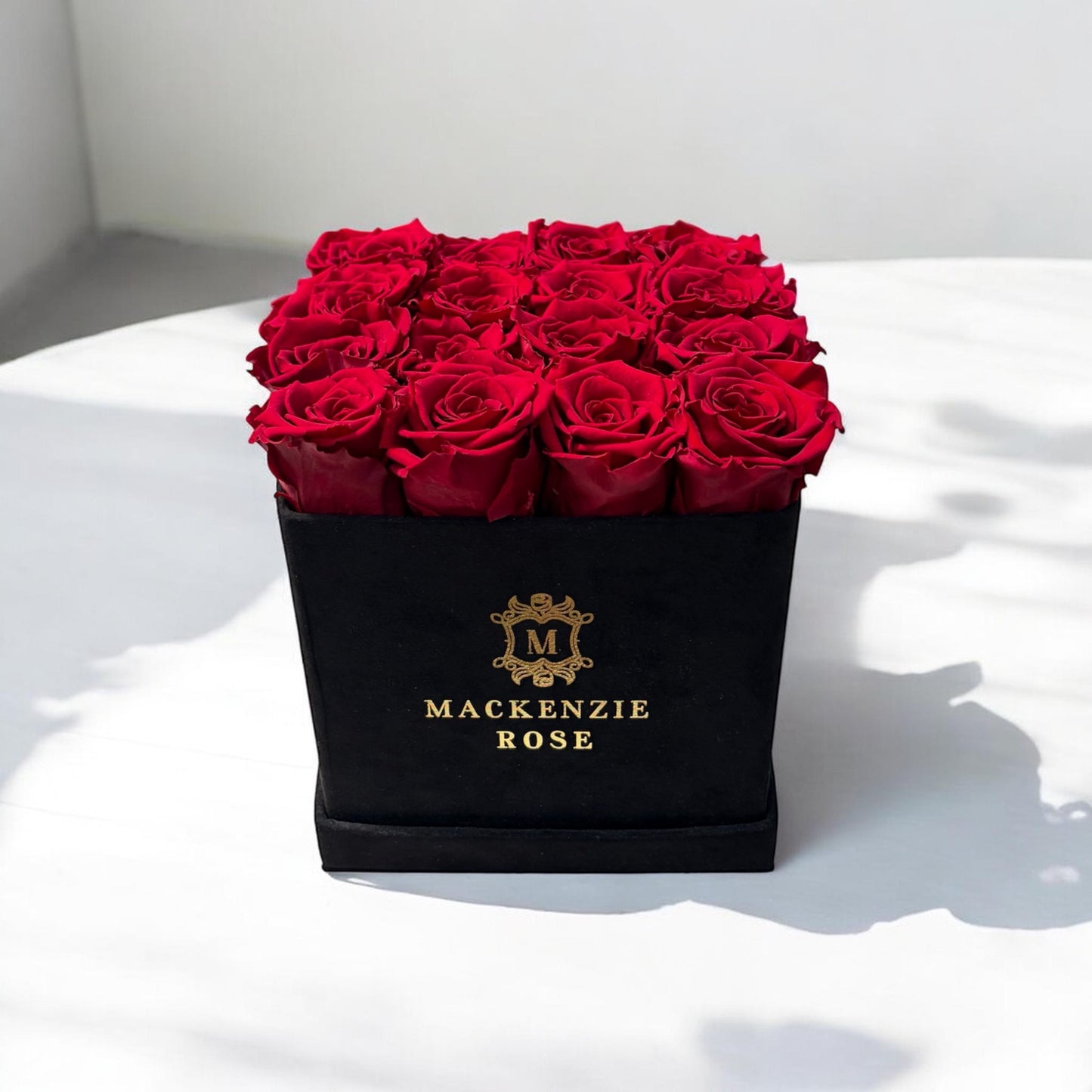 15 Luxury Preserved Roses in Large Square Velvet Box