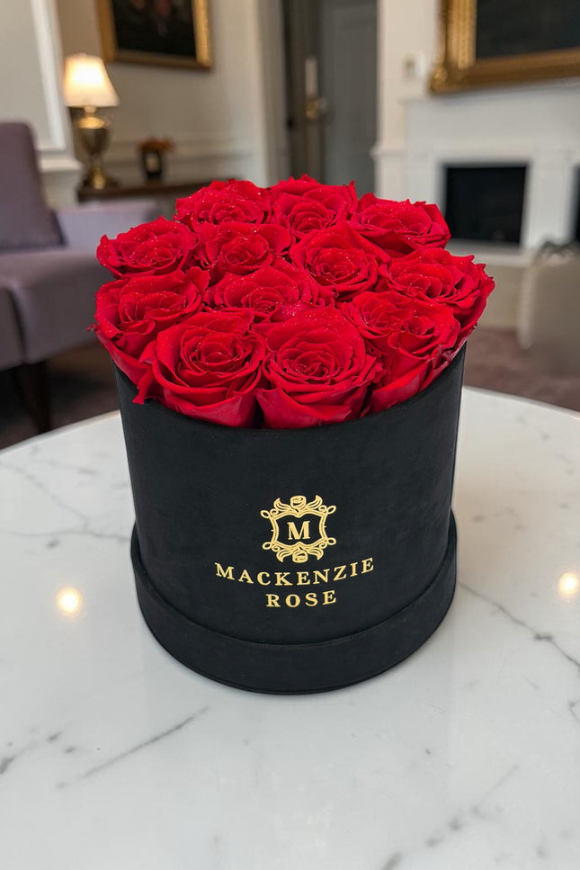 12 Preserved Roses in Medium Black Round Velvet Box